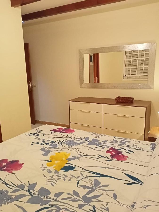 Cheerful 3 Bedroom Town House With GarageTegueste エクステリア 写真