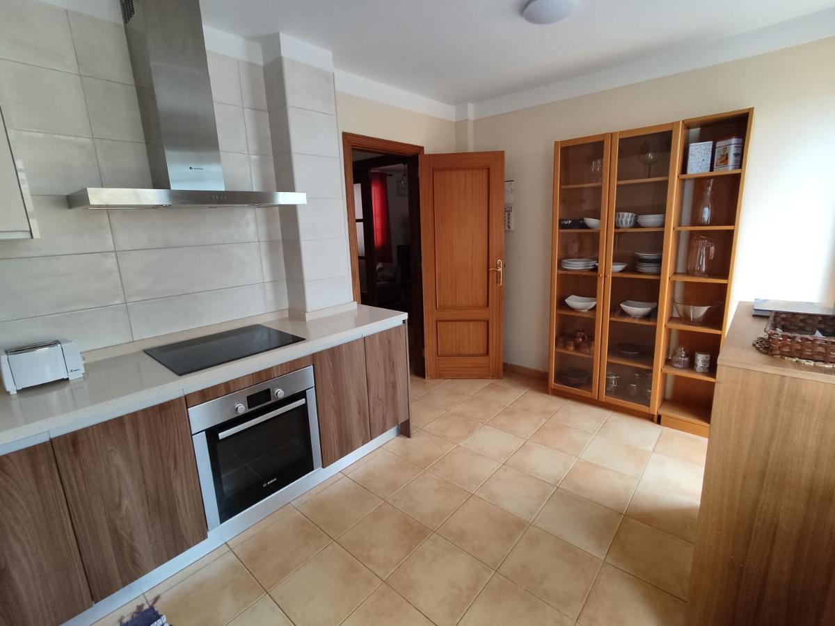 Cheerful 3 Bedroom Town House With GarageTegueste エクステリア 写真
