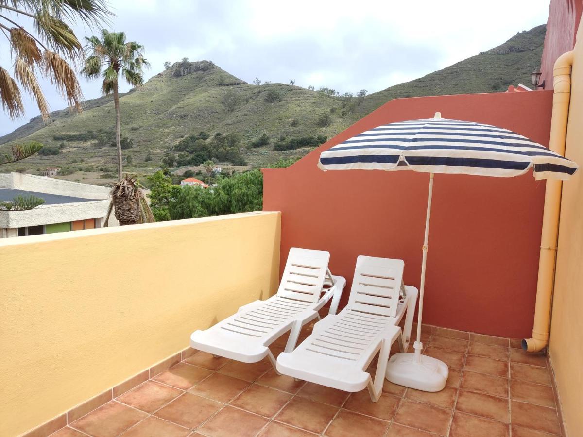 Cheerful 3 Bedroom Town House With GarageTegueste エクステリア 写真
