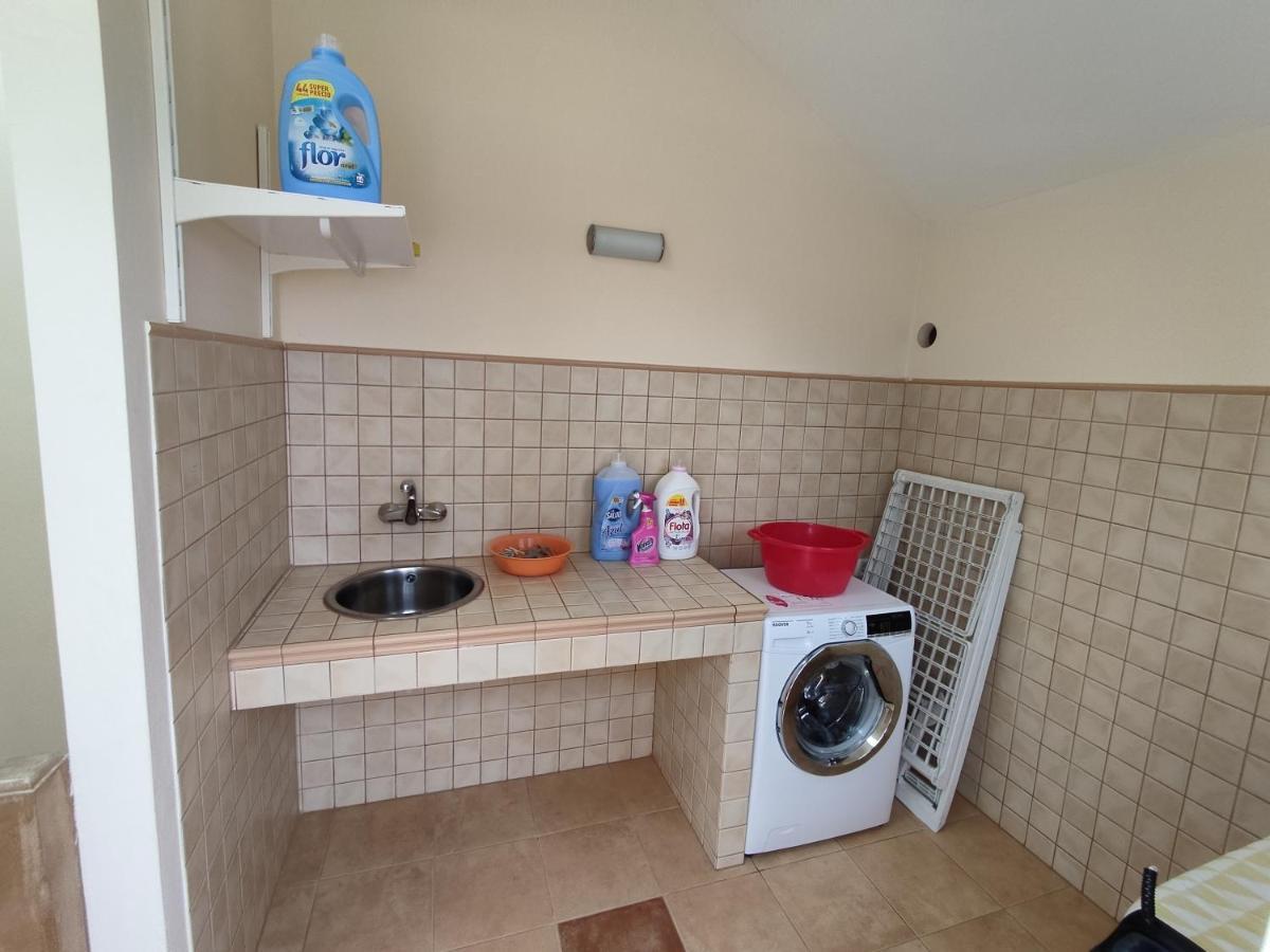 Cheerful 3 Bedroom Town House With GarageTegueste エクステリア 写真